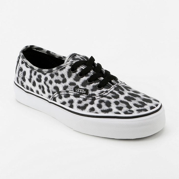 vault checkerboard slip on